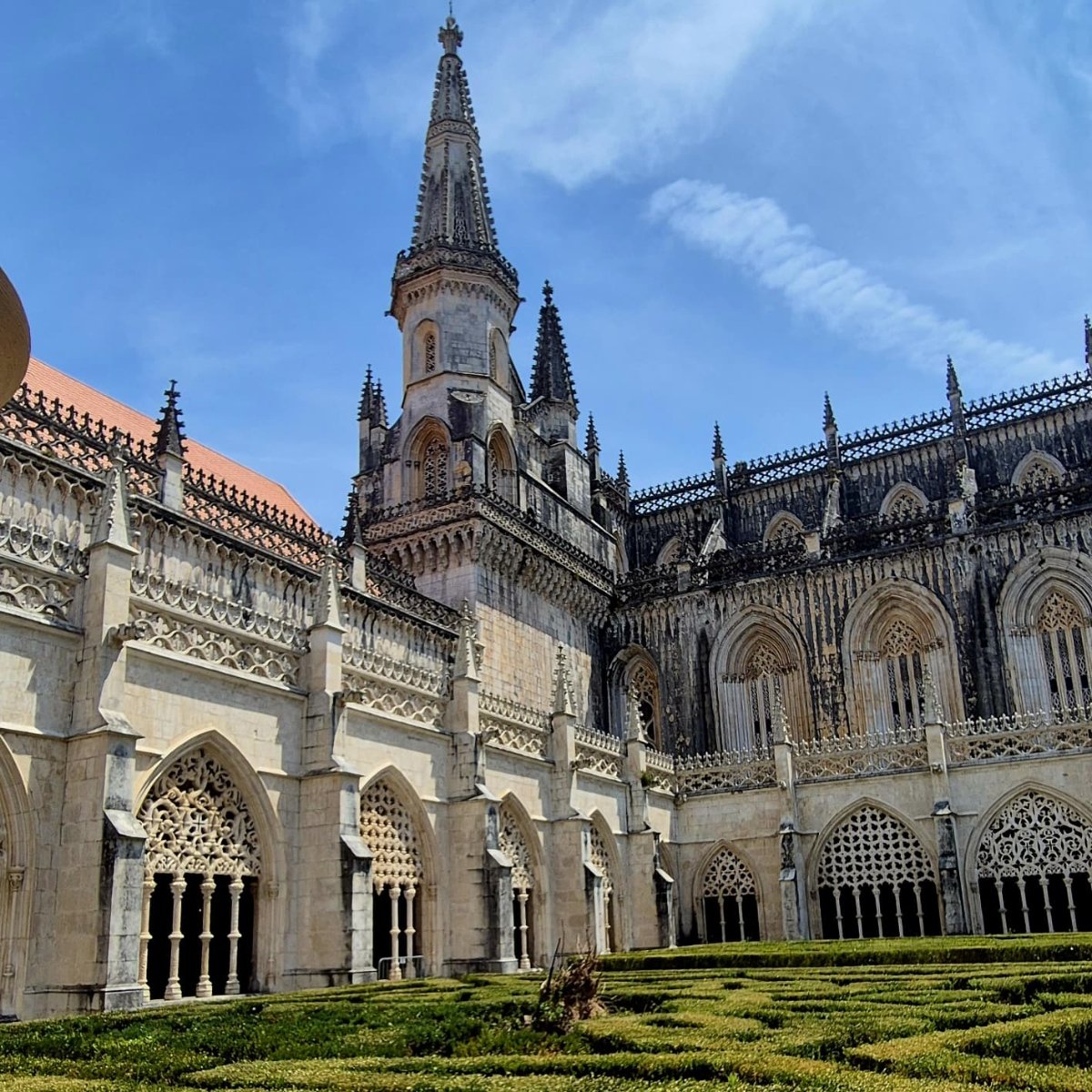 2026-06 Fatima Kloster Santa Maria da Vitória