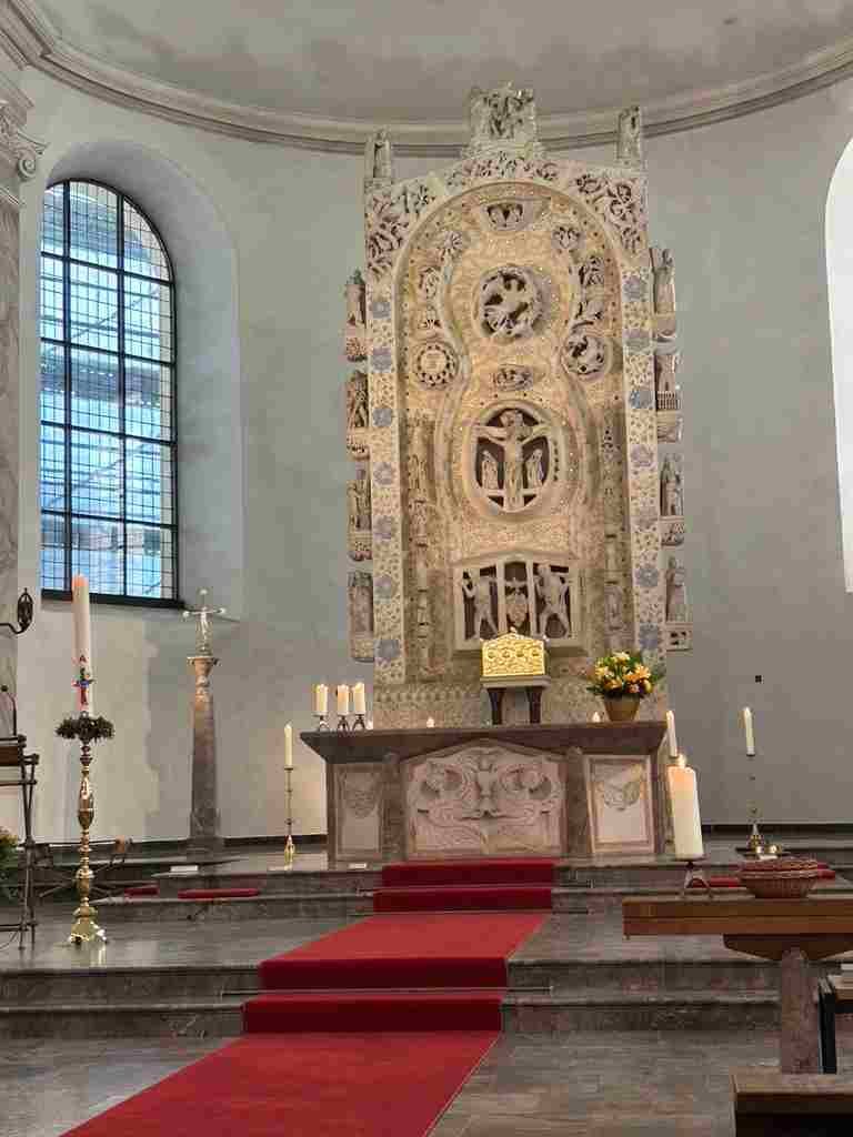 Adelheidis_Kirche_2 (c) S.L.