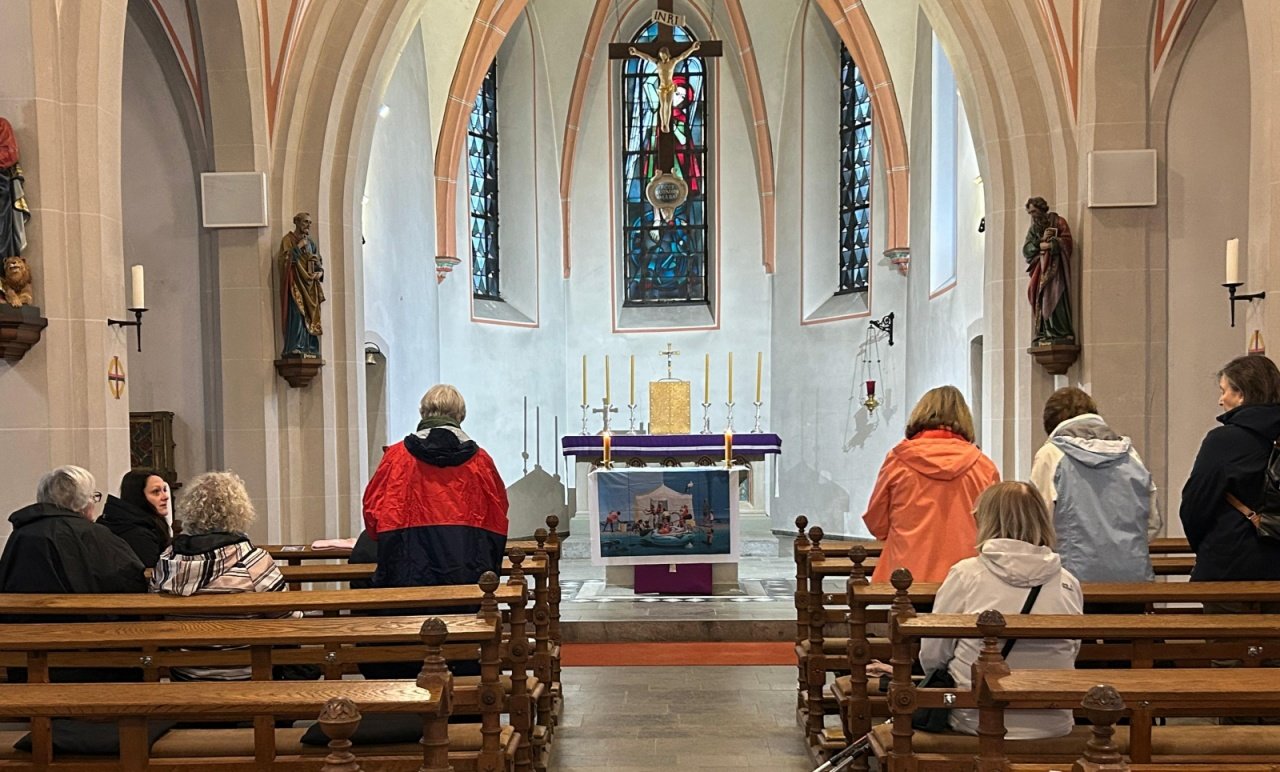 IMG_7359-red (c) S.L.